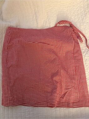 Mod Ref Red and White Gingham Mini Skirt